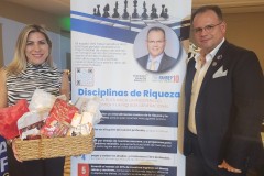 Vivir-o-Morir-Jurgen-Klaric-Convencion-Inmobiliaria-Mark-Pinilla